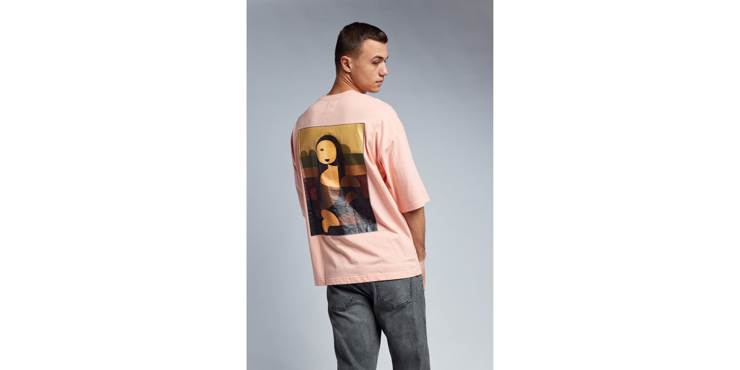 The Mona Lisa Mystery oversized T-shirt - Salmon Pink