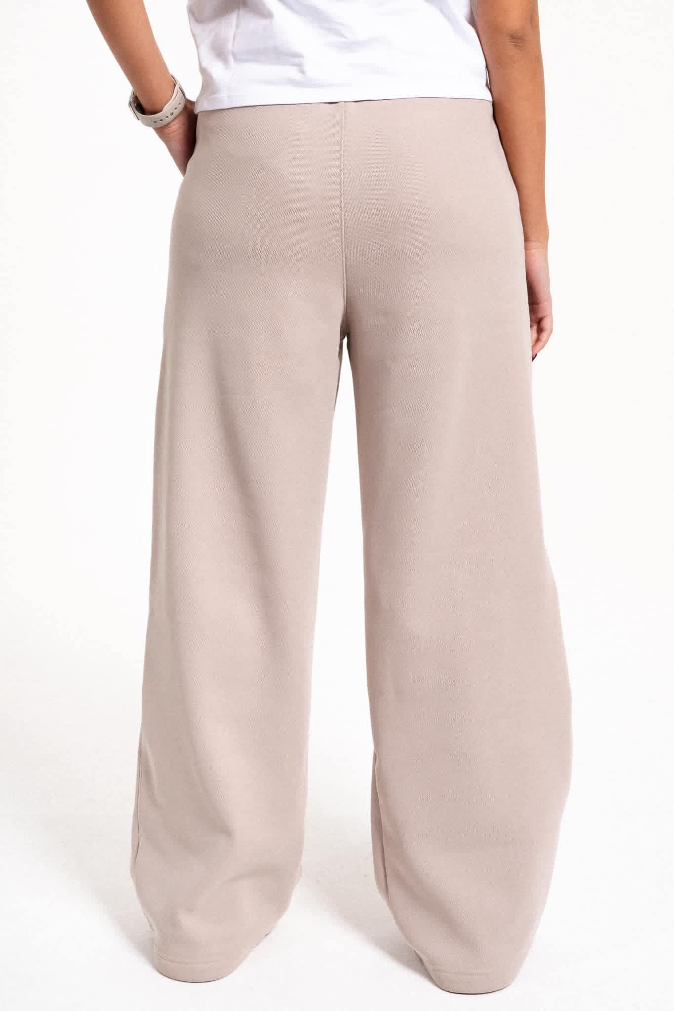 Essential Form Set-Beige